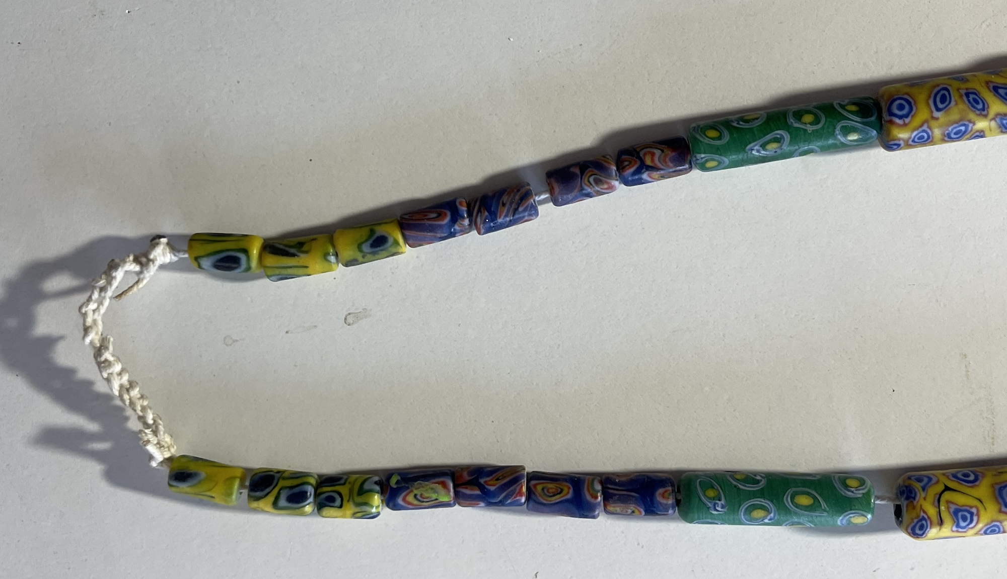 Collier ancien en perles millefiori murrine Venise probable 168 g 37 cm – Image 9