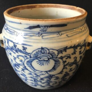Vietnam pot à anses blanc bleu sur fond céladon XVIII ou XIXe pot with handles