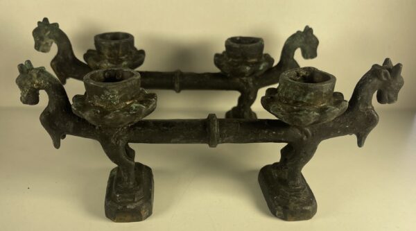Chine paire de Bougeoirs Bronze Chevaux Stylisés Archaïsant Autel Asiatique XIXe