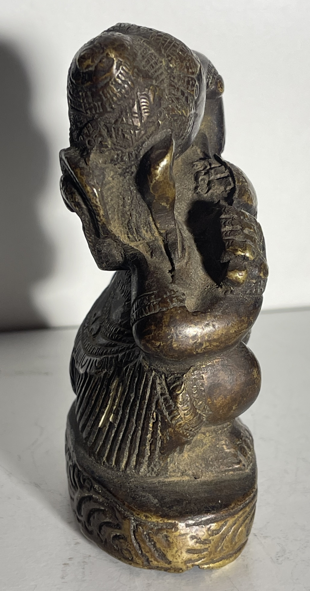 Antique South Indian Bronze Ganesha Playing Flute Venu Ganesha Hindu Sculpture 19th Century – Image 4