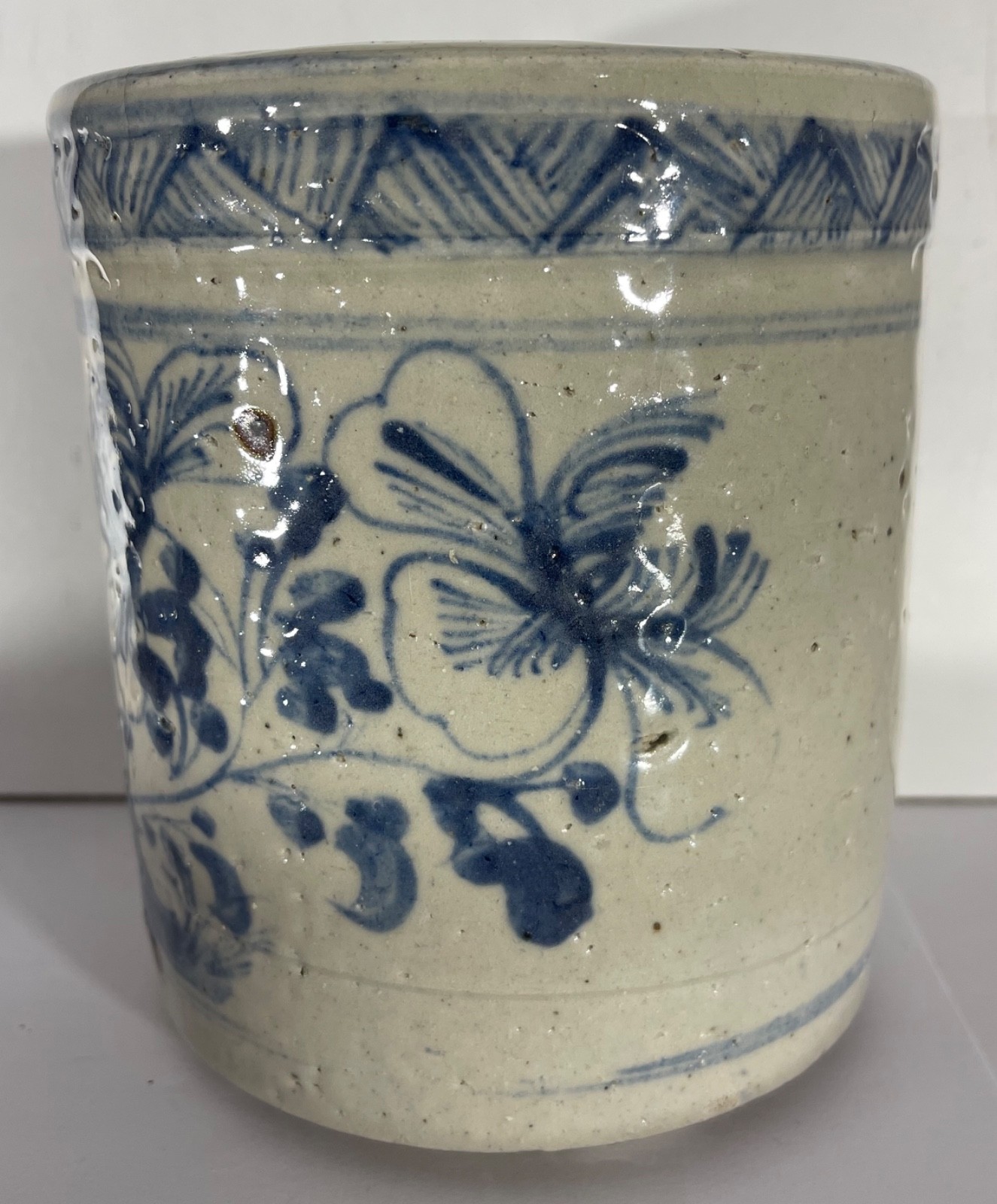 Vietnamese Blue and White Calligraphy Brush Pot 19th Century 34.5 Vietnam – Image 2