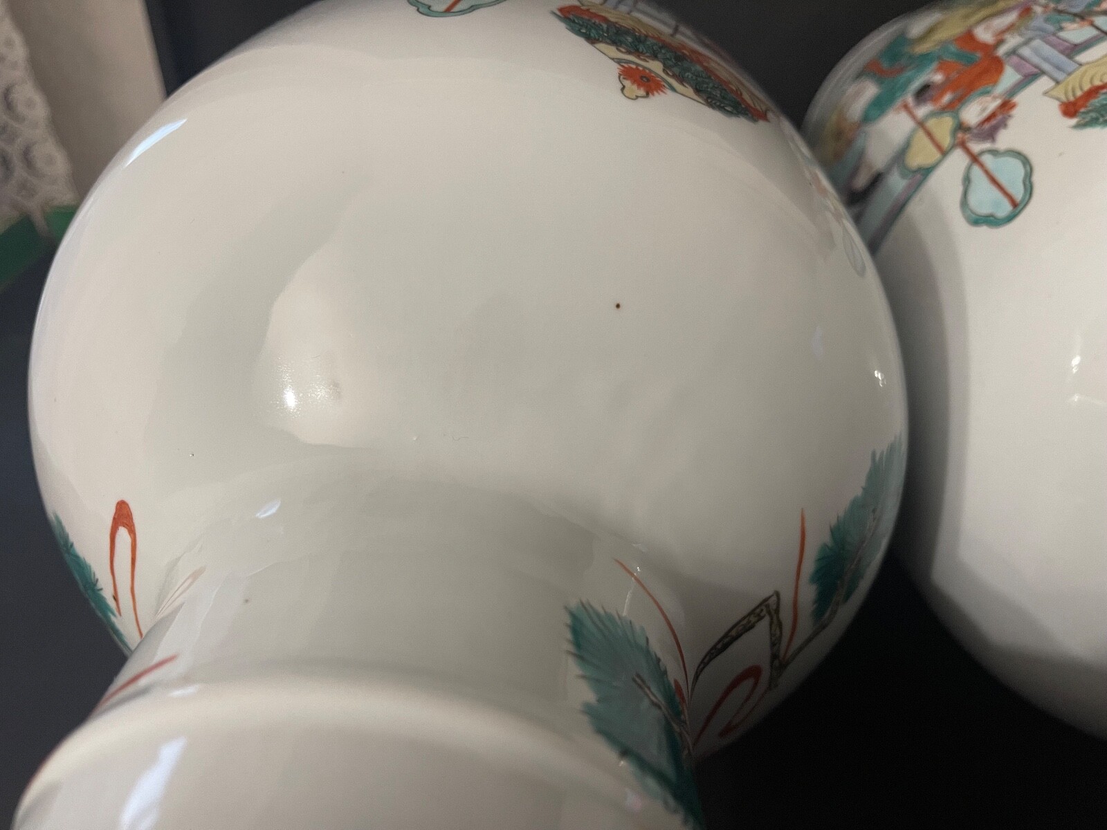 Pair Chinese Qing Guangxu Porcelain Vases Polychrome Court Scene XIXth – Image 5