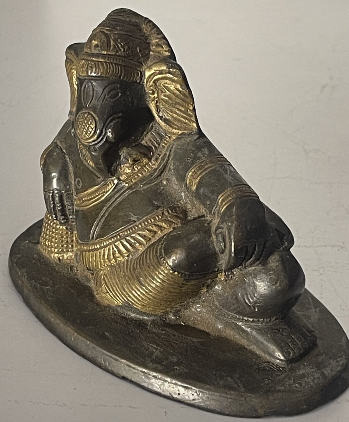 Statue ancienne de Ganesha allongé en bronze Inde du Sud Style Chola Eléphant – Image 2