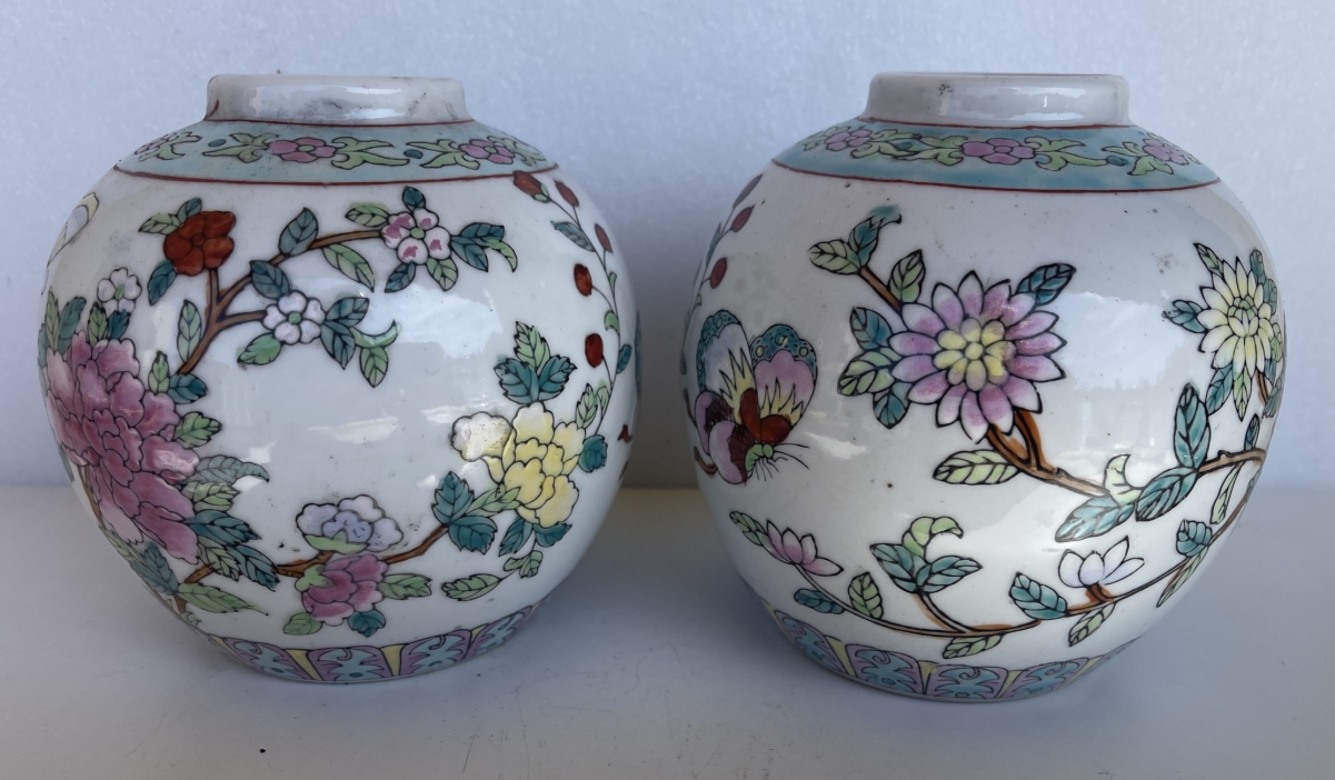 China Pair 19th Century Famille Rose Porcelain Ginger Jars Flowers Butterflies – Image 9