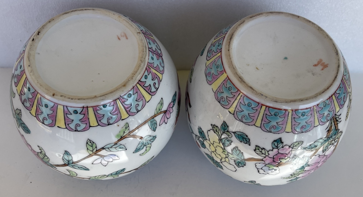 China Pair 19th Century Famille Rose Porcelain Ginger Jars Flowers Butterflies – Image 5