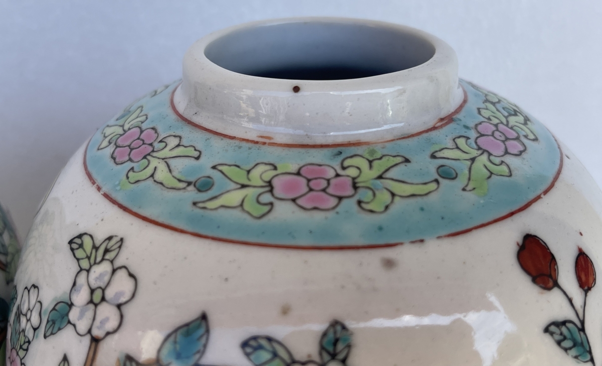 China Pair 19th Century Famille Rose Porcelain Ginger Jars Flowers Butterflies – Image 3