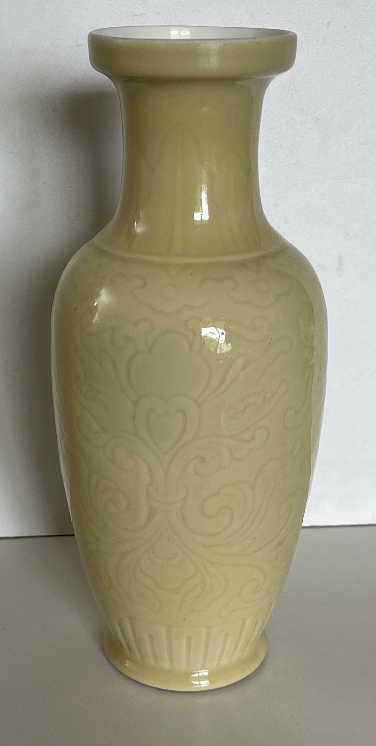 Chinese Yellow Glazed Jingdezhen Porcelain Vase Floral Relief c1950 – Image 8