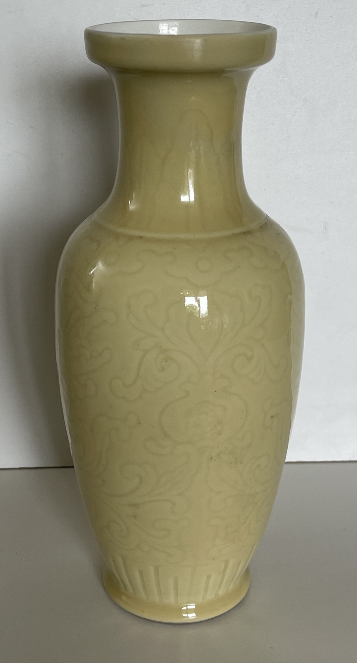 Chinese Yellow Glazed Jingdezhen Porcelain Vase Floral Relief c1950 – Image 7