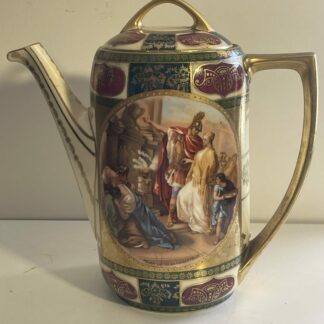 Trojan War porcelain coffee pot depicting Polyxena before Achilles’ tomb, after Pittoni, with gilded decoration