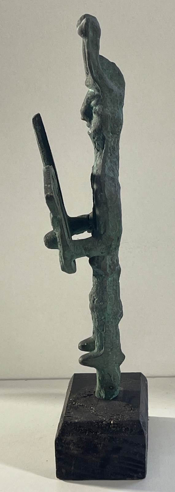Sardinia Nuragic Warrior Bronze Sculpture on Wooden Base 20th Century Replica – Image 14