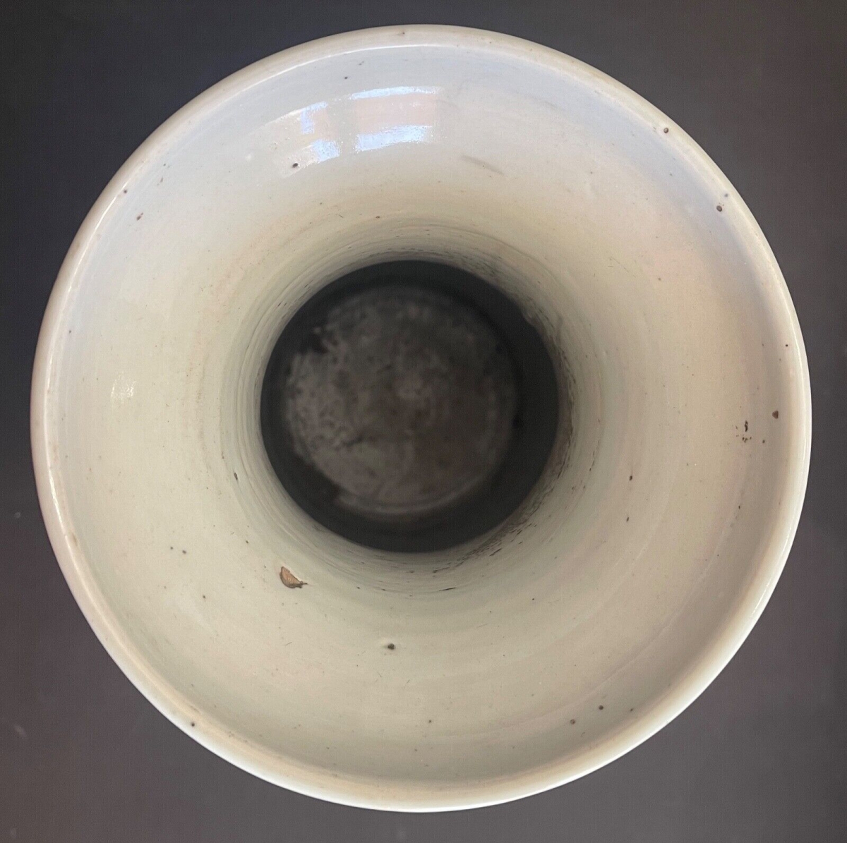 China Celadon Vase – Blue and White Scholar Objects, 19th Century – Image 4